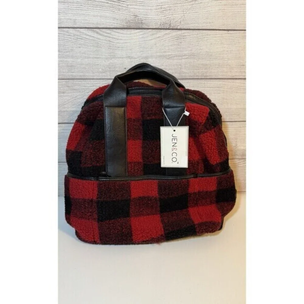Jen & Co. HATTIE Sherpa Guitar Backpack In Red Black